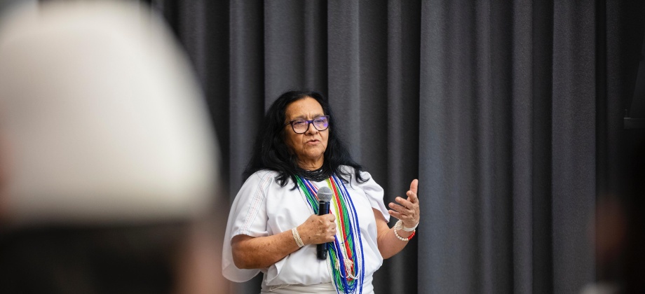 La coca es una planta - La Misión Permanente de Colombia ante la ONU en Nueva York realiza evento cultural y académico sobre los derechos de los Pueblos Indígenas y la hoja de coca