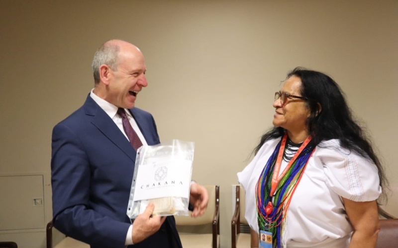 “Urdiendo la vida para tejer la paz” del colectivo Tejidos Chakana llegará a Naciones Unidas en Nueva York