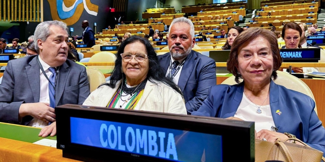 Canciller (e) refuerza el liderazgo internacional de Colombia en la ONU y promueve la cooperación bilateral durante su gira en Nueva York Canciller (e) refuerza el liderazgo internacional de Colombia en la ONU y promueve la cooperación bilateral durante su gira en Nueva York