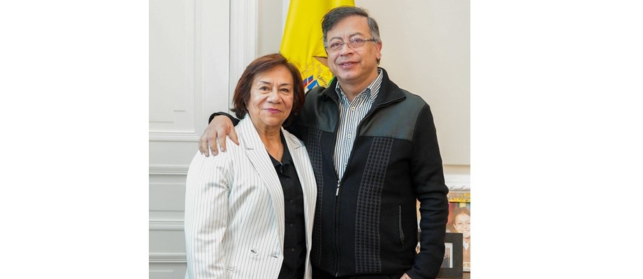 Yolanda Villavicencio se posesionó como Ministra de Relaciones Exteriores (e) Yolanda Villavicencio se posesionó como Ministra de Relaciones Exteriores (e)
