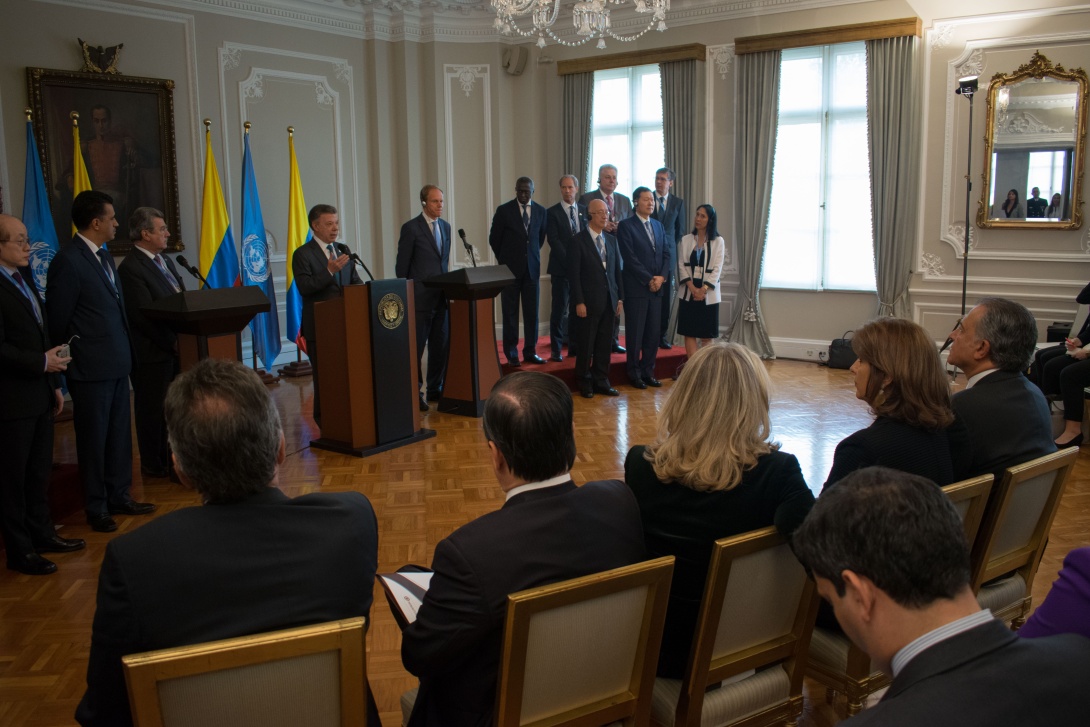 “Esta visita es una ratificación del apoyo del Consejo de Seguridad y el mundo al proceso de paz”: Presidente Juan Manuel Santos “Esta visita es una ratificación del apoyo del Consejo de Seguridad y el mundo al proceso de paz”: Presidente de Colombia