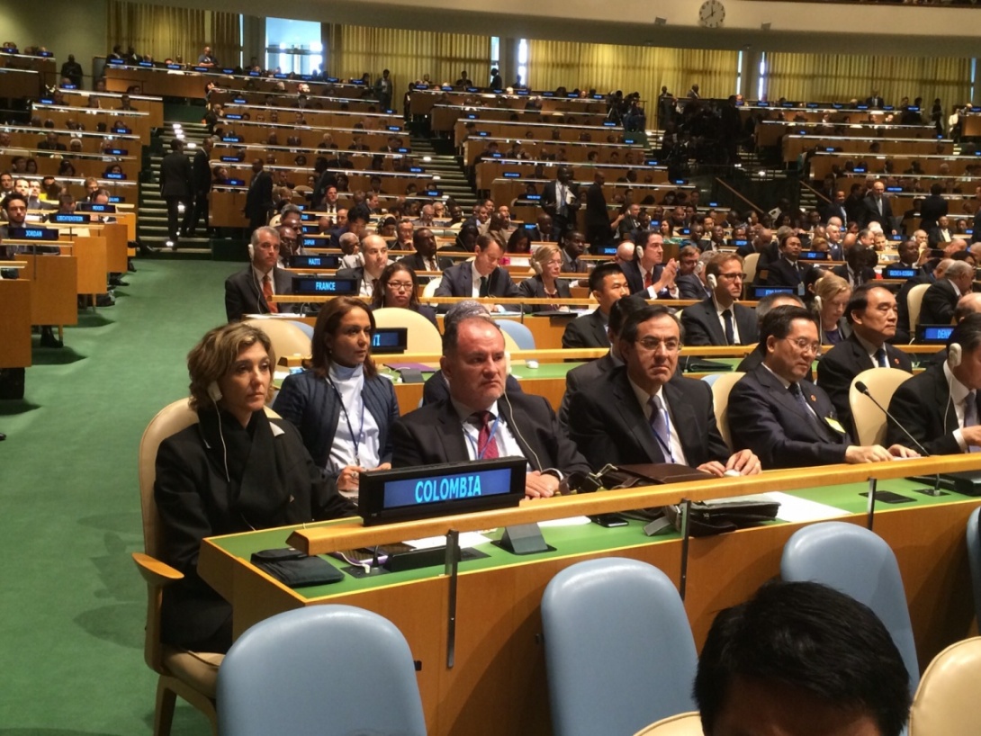 Presidente de los Estados Unidos, en la Asamblea General de la ONU, puso como ejemplo la búsqueda de la paz en Colombia 70 periodo de sesiones de la Asamblea General de la Organización de Naciones Unidas